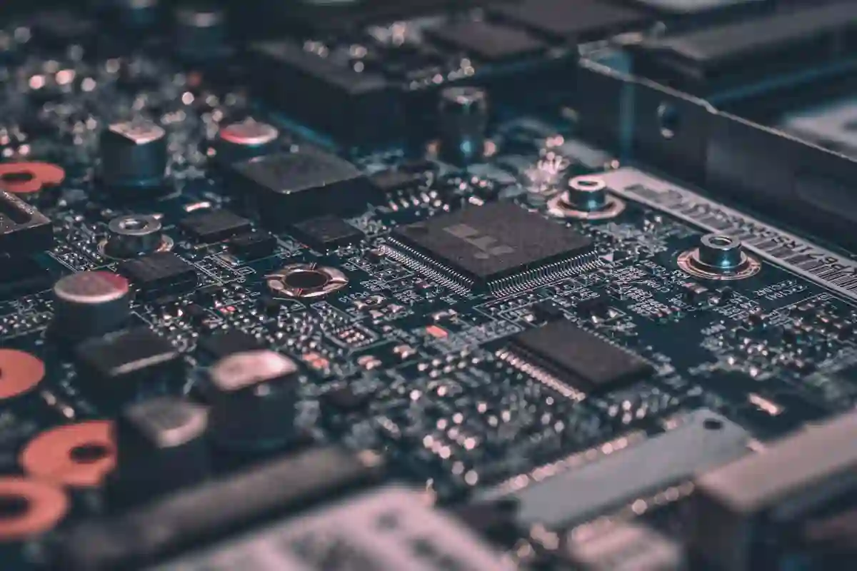 Tecnología e infraestructura moderna equivalente a los insumos del siglo XIX
